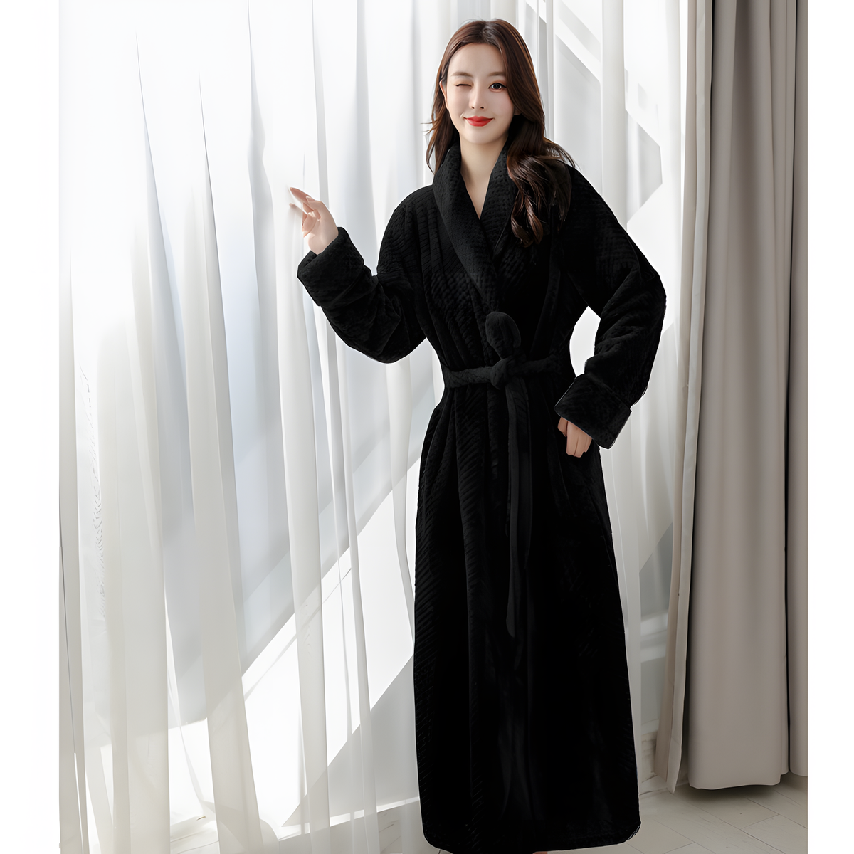 Women's Plush Hooded Bathrobe